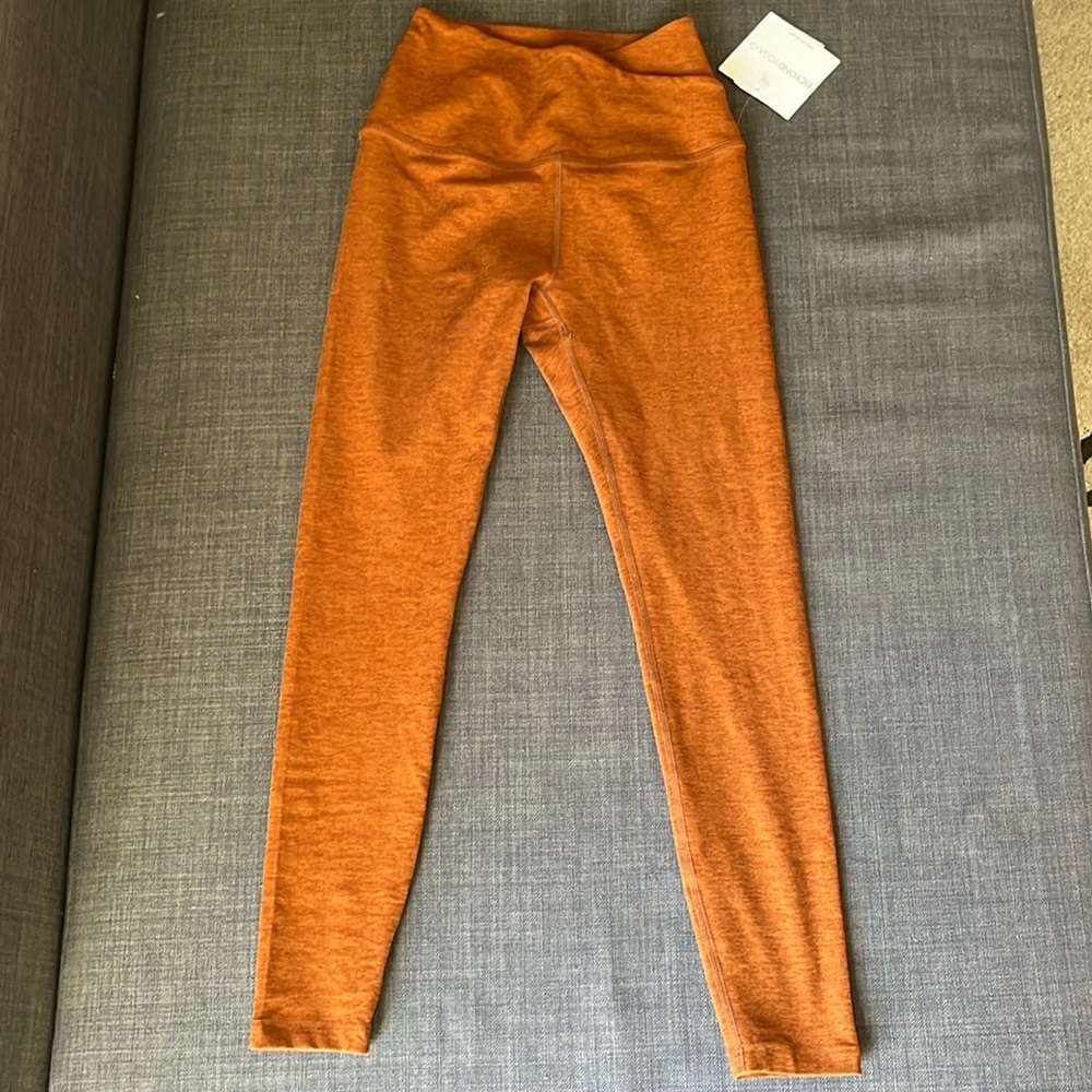 Brand new Beyond Yoga Cinnamon leggings